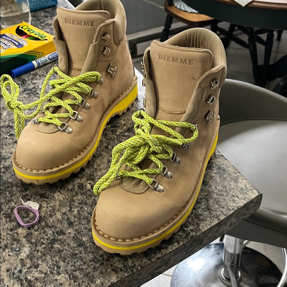 Diemme Men's Tan and Yellow Hiking Boots